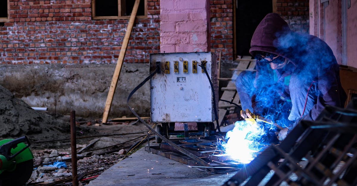 Best Welding Machines for Beginners 2025: Top Easy-to-Use Welders for New Hobbyists