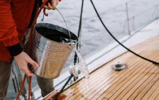 Top Best Deck Cleaning Solutions for Mildew in 2025: Protect Your Outdoor Space