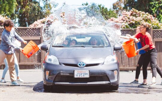 Affordable Driveway Cleaning Solutions 2025: Easy, Budget-Friendly Tips for Homeowners